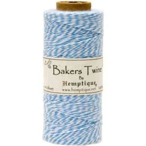 Hemptique Bakers Twine - Bobina de hilo de algodón de fuerza media (125 m, 50 g, grosor aprox. de 1 mm), color azul claro y blanco